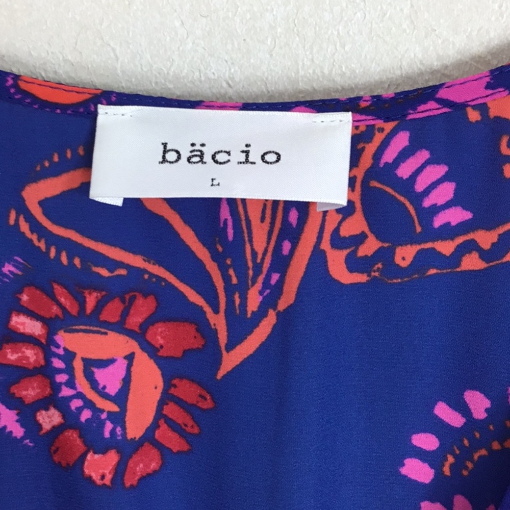 Bacio Beautiful Romper - Picture 6 of 8